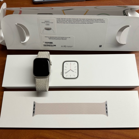 Apple WATCH ⌚️ Series 7 GPS 41mm Starlight Aluminum Case Braided Band Size 8 - Picture 2 of 6